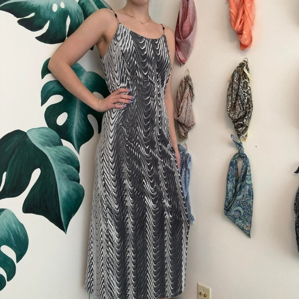 Vintage Silver Velvet Gown - Picture 1 of 8